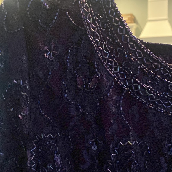 Gorgeous beaded top with matching flare pants. Perfect for mother of bride. - Picture 6 of 6